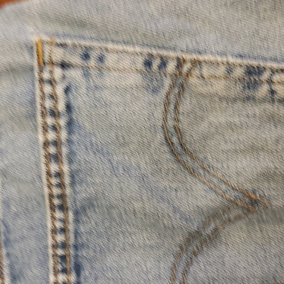 Levi's 560 Comfort Fit 36x30 Distressed - Picture 13 of 15